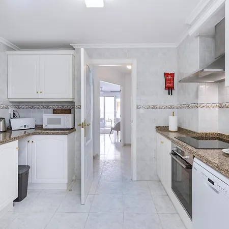 Apartment Paseo Del Mar