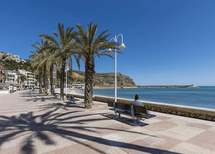 Paseo Del Mar *